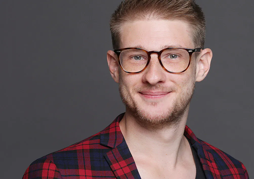 professionelles Karriereportrait für Lebenlauf und Deckblatt erstellt von Petra Coddington Fotografin Dortmund